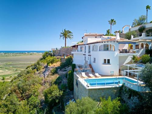 Villa Villa Karma by Interhome