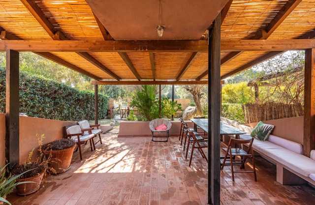 Villa 'Villetta Emilio' con terraza, jardín y aire acondicionado