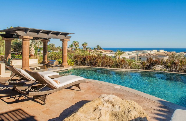Villa Linda 32 - Escápese a esta lujosa villa con vista al mar en Puerto Los Cabos