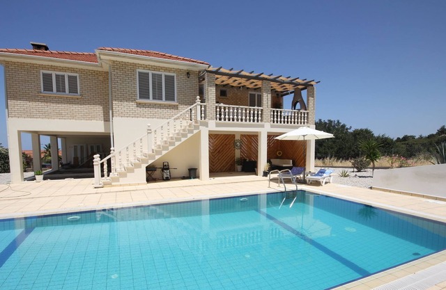 Villa Vivienne stunning sea views