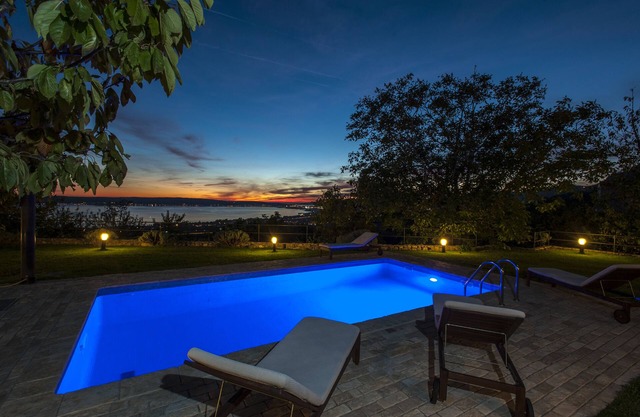 Villa Vrh Knježaka Villa bellamente decorada