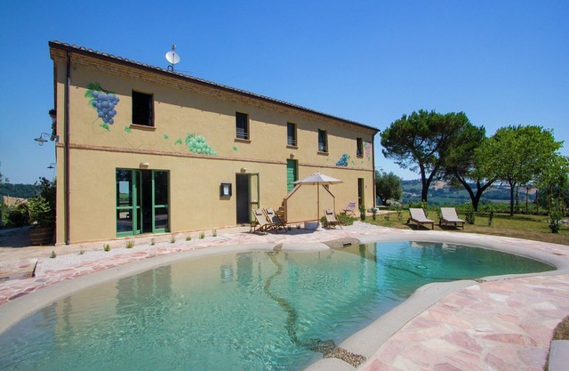 Villa con tours de vino cerca de la playa