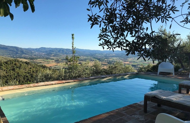 Casa / villa / chalet - Campello sul Clitunno
