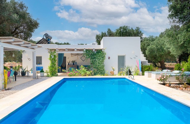 VILLA CON PISCINA EN APULIA