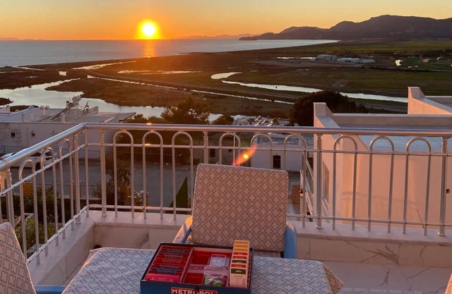 Villa with a view, close to the bays, quiet, calm.