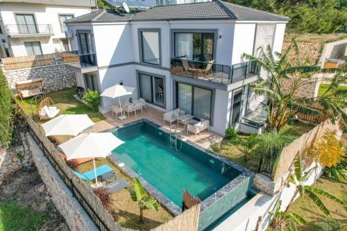 Villa with Amazing View in Faralya - Kabak