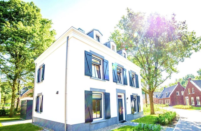 Villa With Bubble Bath, 4km From Maastricht