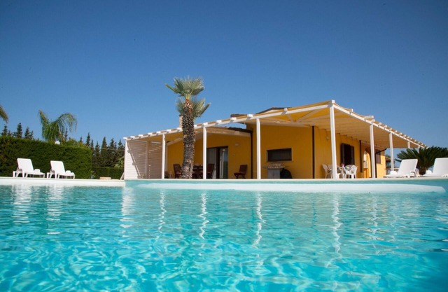 Villa with exclusive pool near Gallipoli / Otranto
