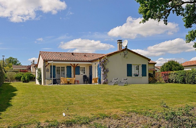 Villa with garden near beautiful golf course