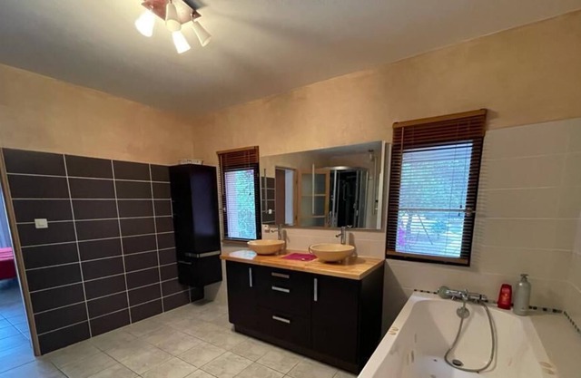 Villa with heated pool