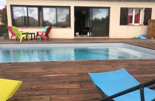Gran villa con jardin