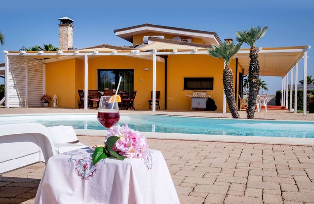 Villa con gran piscina Salento