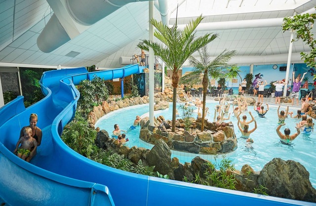 Villa moderna con habitación infantil temática en un parque de vacaciones en Limburg