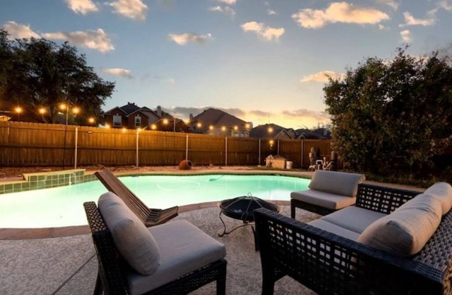 Villa with Pool, BBQ and More