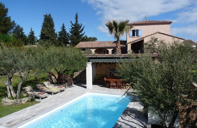 Confortable chalet con piscina privada