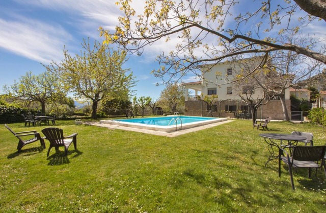 Chalet con piscina La Serradilla Pedralaves