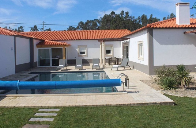Villa con wellness privado y piscina en Salir de Matos