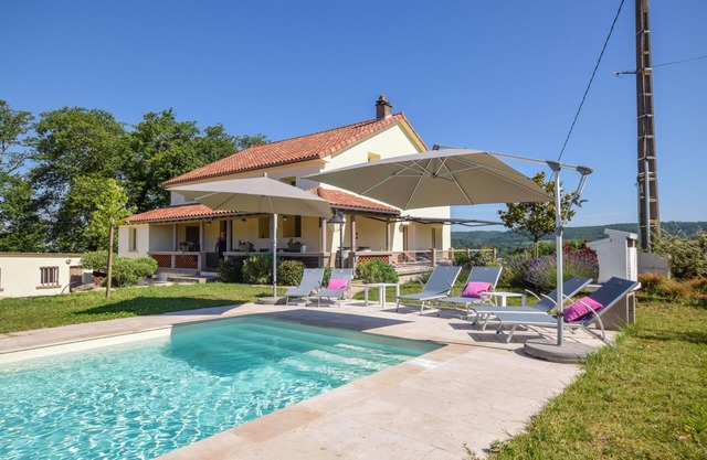 Villa with private pool among vineyards