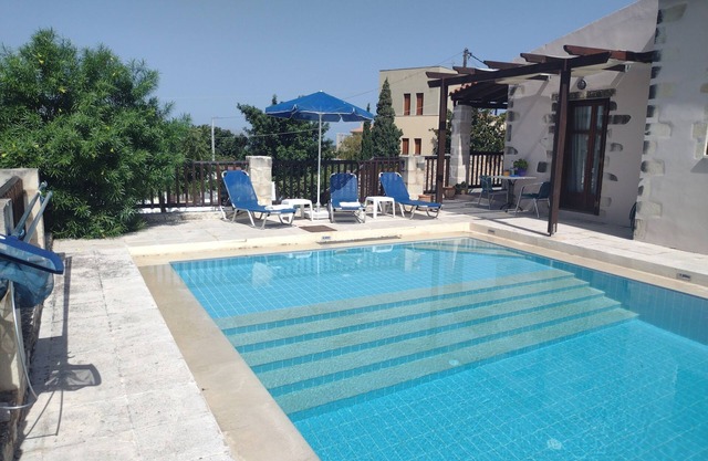 Villa con piscina privada, preciosas vistas a poca distancia del pueblo de Vamos
