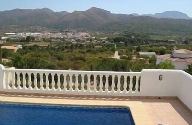 Villa con piscina privada y vistas a las montañas sobre Valle de Jalón