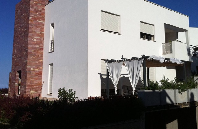 Villa con piscina privada