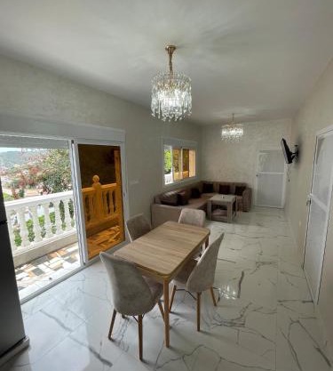 Villa with sea and mountain views