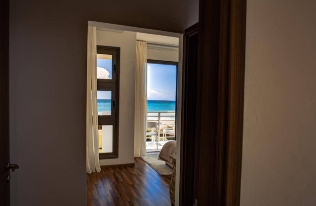 Villa with Sea View and Private Pool