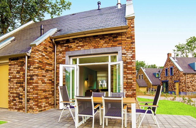 Villa With Whirlpool, 4km From Maastricht