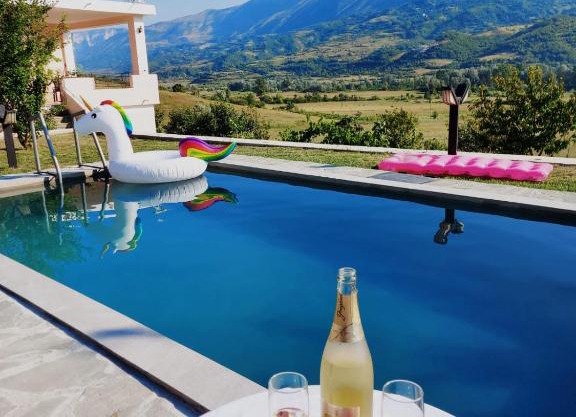 Villa Xheni