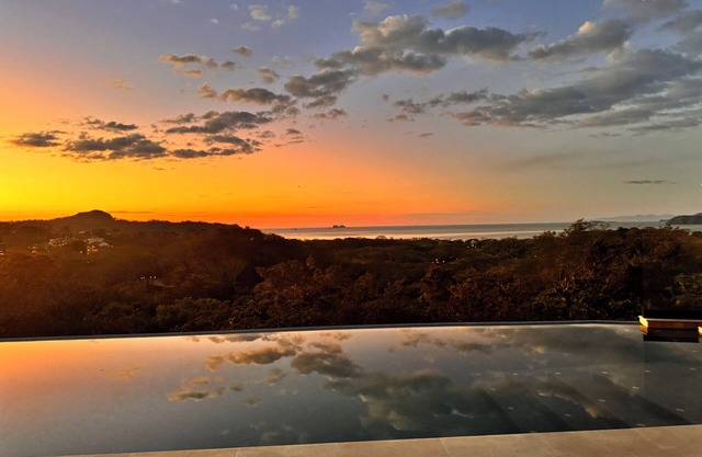 Villa Zaya: Luxury Ocean Front Retreat