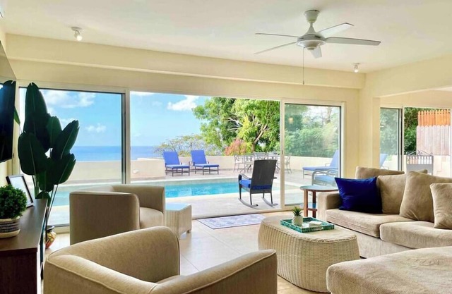 Villa Zircon in Pelican Key awaits you - GENERATOR