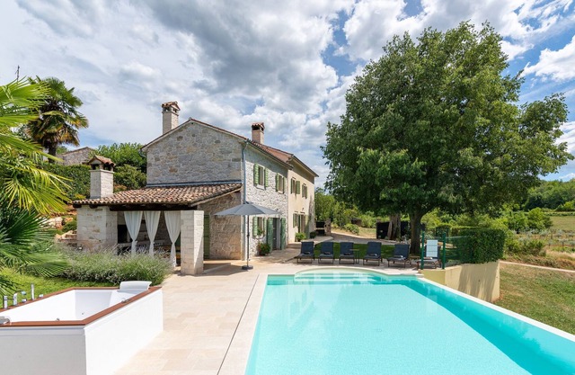 Villa Zvonar nearby Porec – Crovillas GmbH