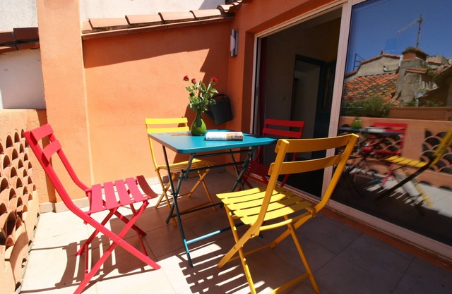 Village house Laroque des Alberes. Mediterranean and Hiking 4 pers