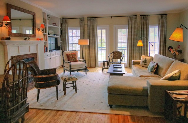 Elegante casa de pueblo - Corazón del pueblo - Luxury Abounds