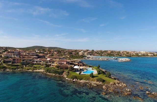 Apartamento con maravillosas vistas renovadas en el pueblo con piscina - S'abba e sa pedra - Golfo Ara