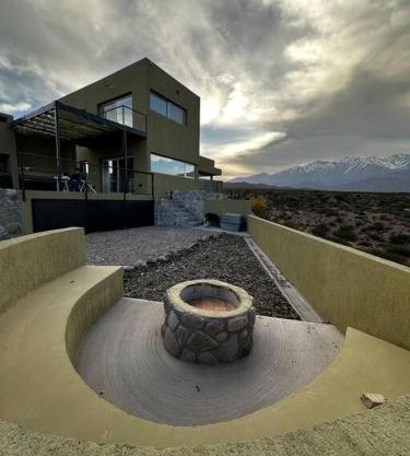 Villamagna, casa en Potrerillos