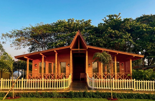 Villament Resort