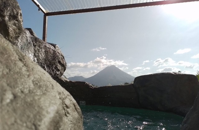 Villas Altos del Arenal Piscina privada, aire acondicionado, vista al volcán
