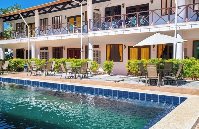 Villas Spring #6 w/Pool Close to Everything in Manuel Antonio
