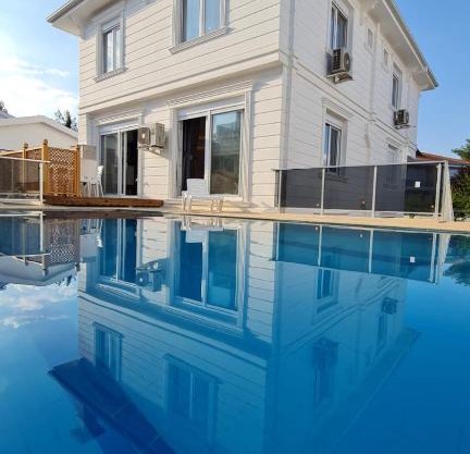 Villas with Pool, Turkish Bath & Forest View near Antalya