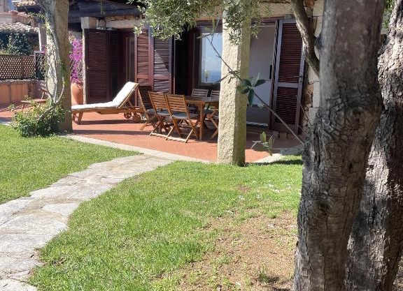 Villetta con Giardino Punta Est