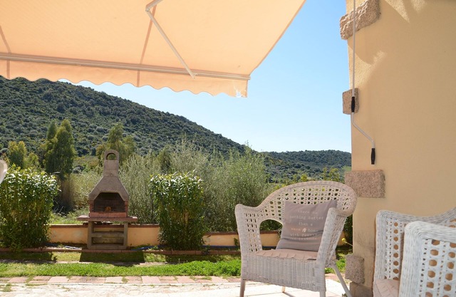 Villetta con Giardino in Contesto Riservato non Lontana dal Mare Bel01