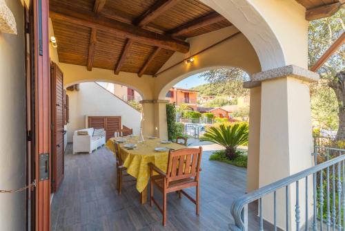 Villetta con Patio Esterno