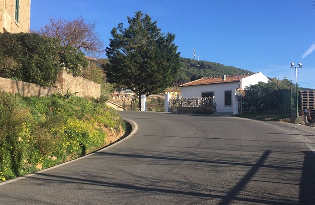 Villa en alquiler en Gigliese - Villa independiente con plaza de aparcamiento