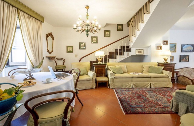 Villino Il Geranio a house with antique furniture in Sorrentocoast