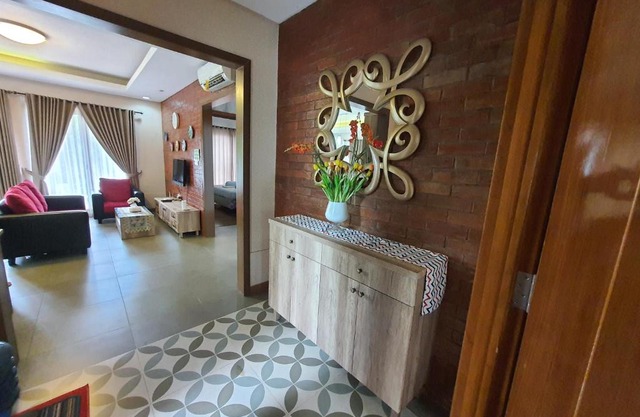 Vimala Hills BroVard Sixteen Villa