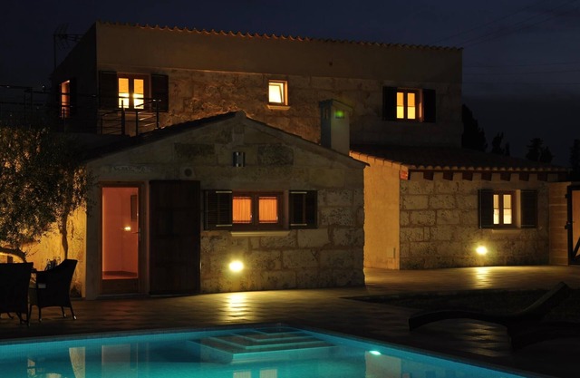 Vinagrella, moderna casa vacacional en las afueras del pueblo de Muro, Mallorca