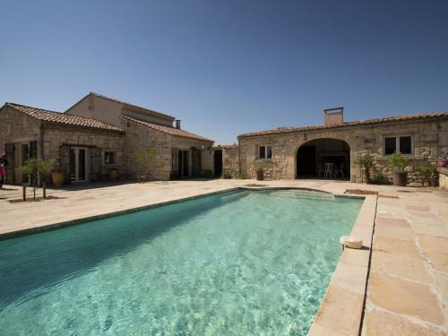 Vineyard Villa in Montfrin