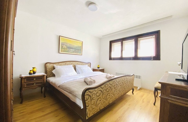 Vintage Apartment/Free Parking/85sqm
