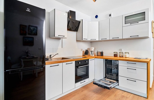 Vintage Apartment Wroclaw by Renters